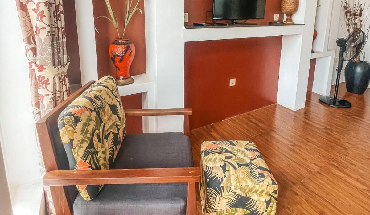 The Bygone Hotell Siem Reap Exteriör bild