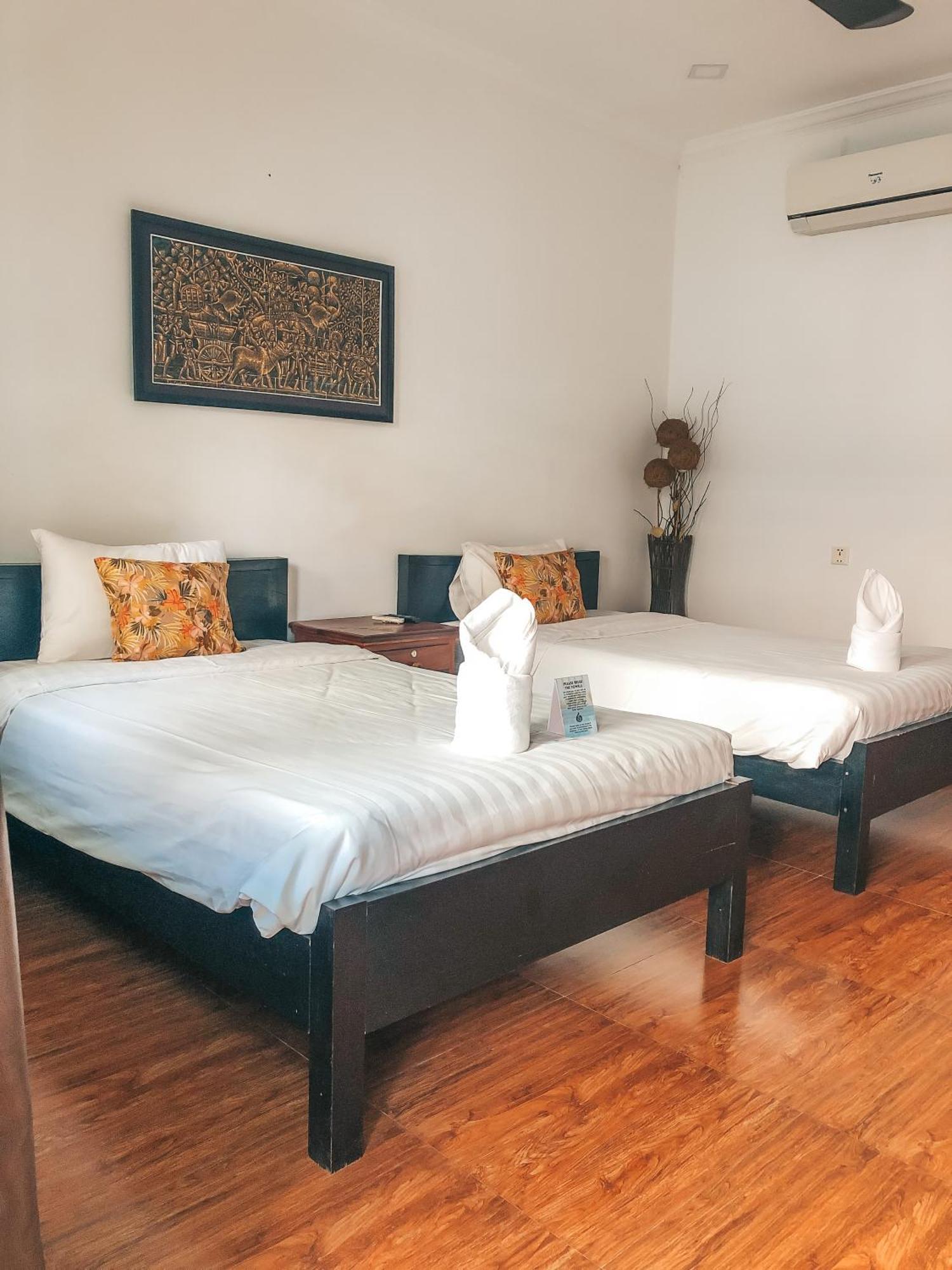 The Bygone Hotell Siem Reap Exteriör bild