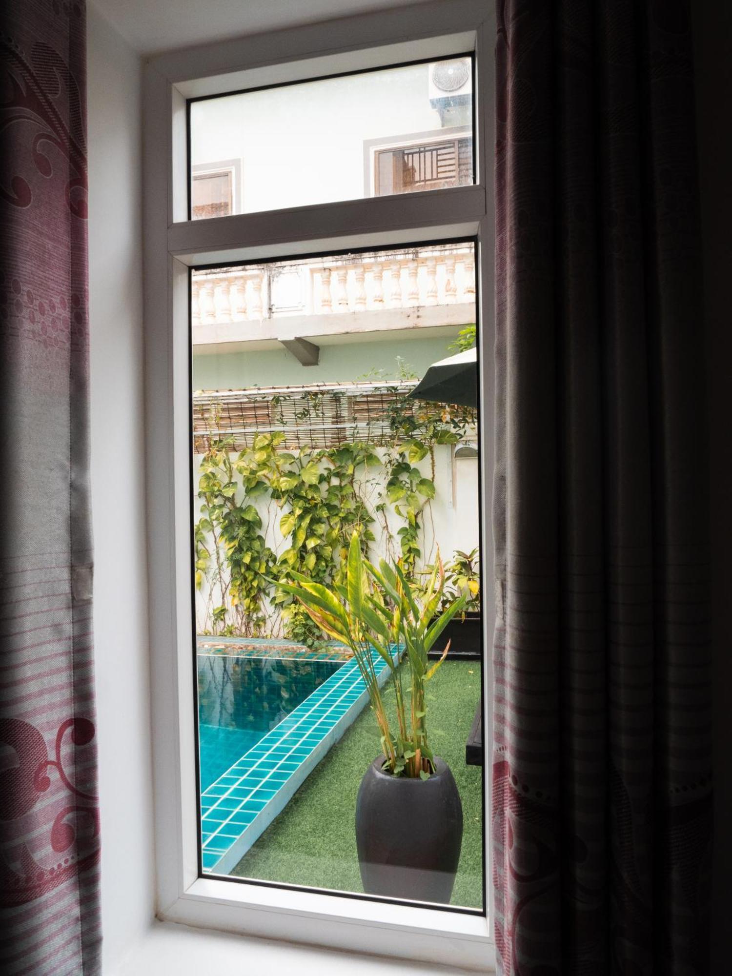 The Bygone Hotell Siem Reap Exteriör bild